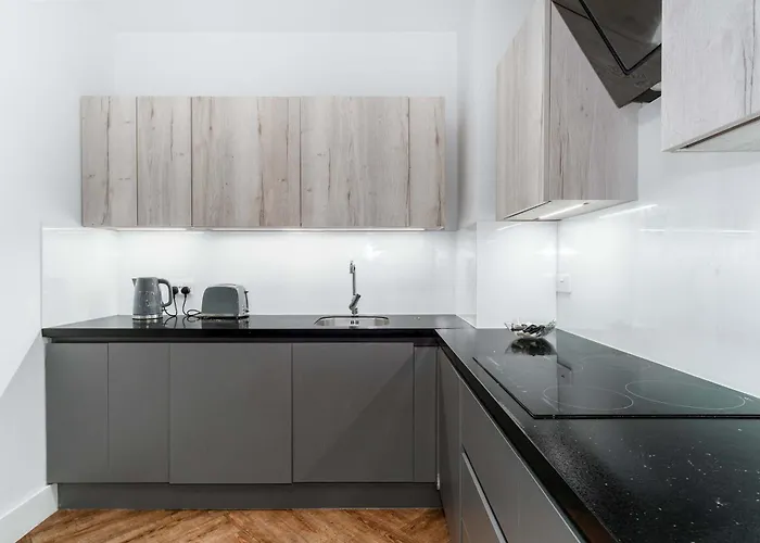 Modern 3bed Flat In W Security Apartman