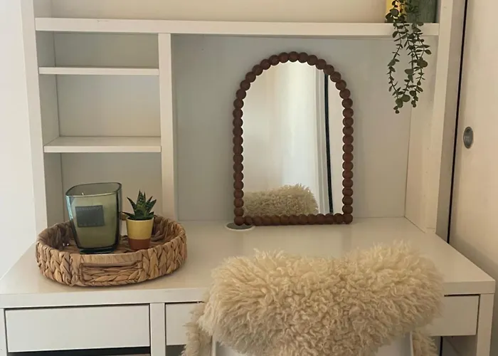 شقة Stunning Centre Flat With A Terrace *