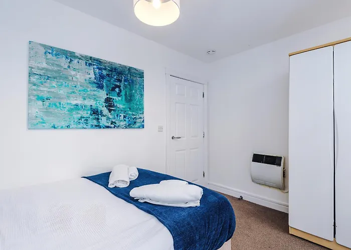 2br Flat In Northern Quarter, Kitchen, Parking, Wifi