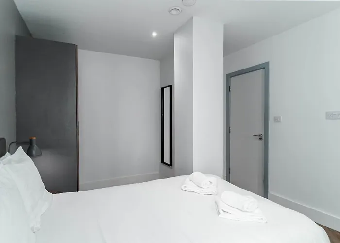 Apartman Modern 3bed Flat In W Security *