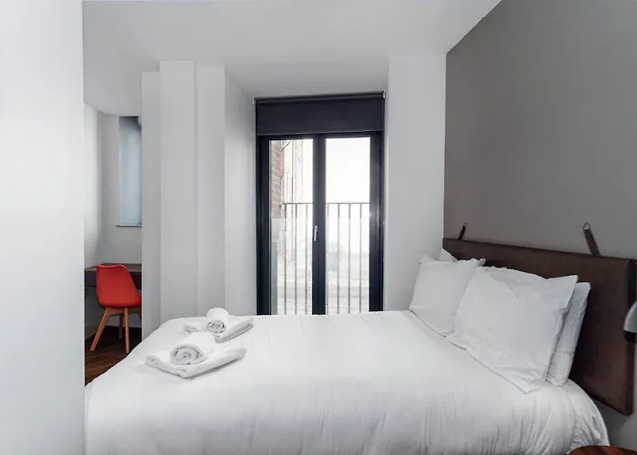 Modern 3bed Flat In W Security *