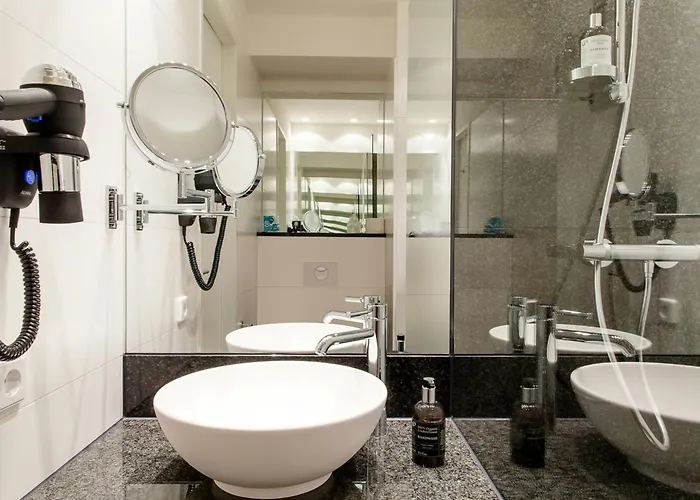 ホテル ワン ピカデリー