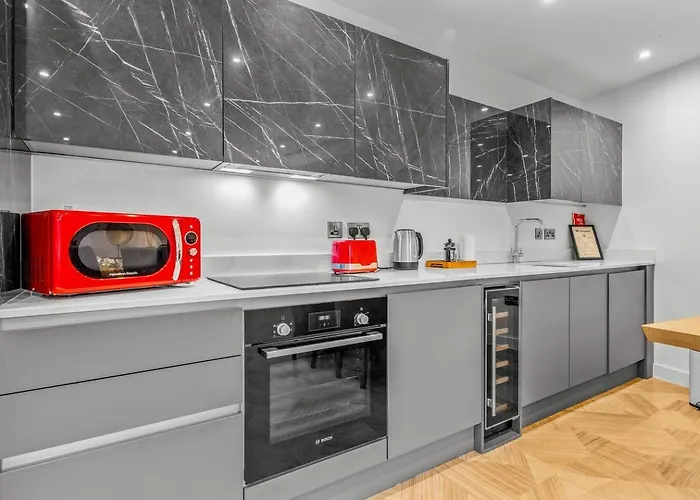 Penthouse Perfect For Couples - By Ao Arena - Pass The Keys Manchester