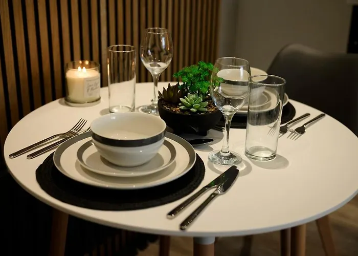 Comfort 2br By Eason Short Lets Denton * Manchester