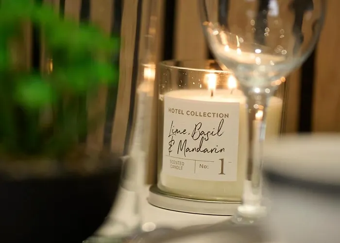 아파트 Comfort 2br By Eason Short Lets Denton 맨체스터