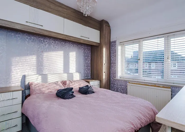 Ferienhaus 3br By Kammili With Free Parking & Fast Access Manchester