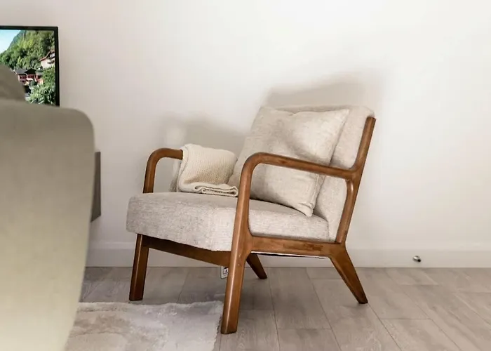 Contemporary 2bed Near Etihad Apartamento *