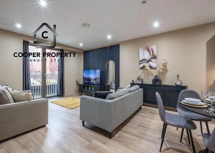 Bright Modern Townhouse With Free Parking Dom wakacyjny *