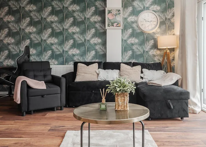 E-haven - Etihad-coop Live-free Parking-pool Table * Manchester