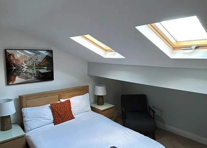 Hendham - Near Etihad Stadium, Coop Live Arena, National Cycling Centre & 24 Hour Asda Vendégház Manchester