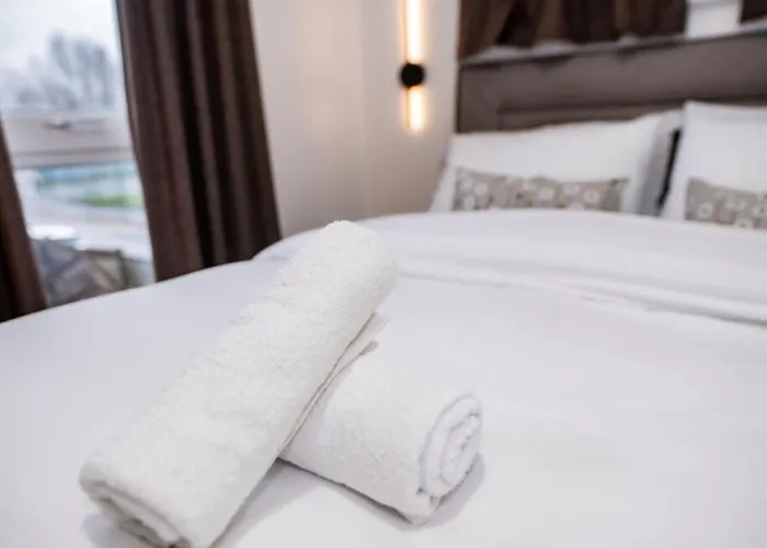 Konukevi Etihad Coop Arena Centre *