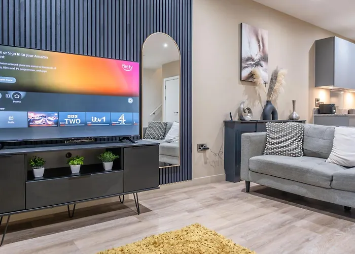 Dom wakacyjny Bright Modern Townhouse With Free Parking *