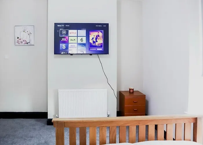 Cosy Luxe With Fresh Bakes Semesterbostad