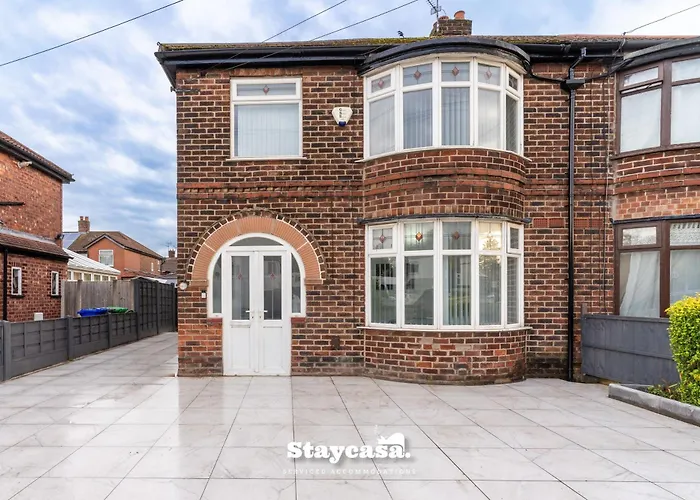 Spacious 4-bed Near Didsbury * Mánchester