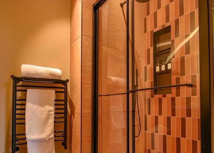 The Coach House فيلة مانشستر