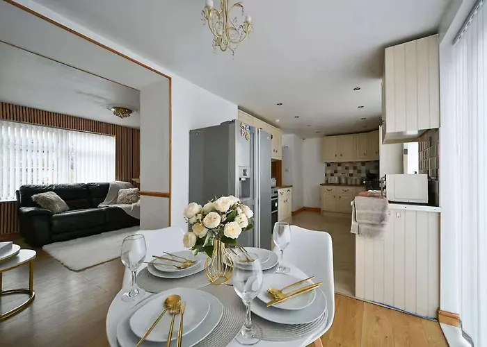 Elegant With Hot Tub Дом отдыха *