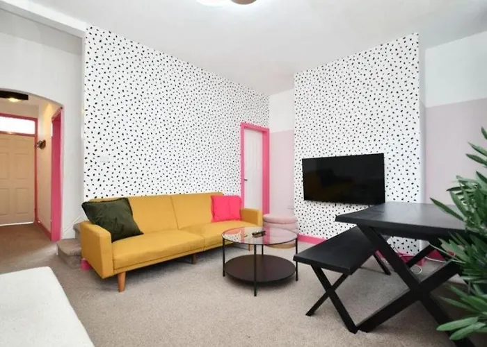 Hébergement de vacances Getaway Bright & Spacious With Parking