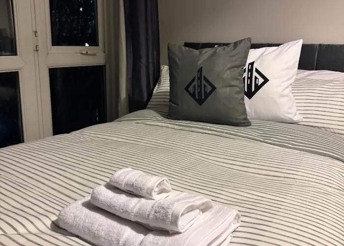 Beautiful Quay House Manchester