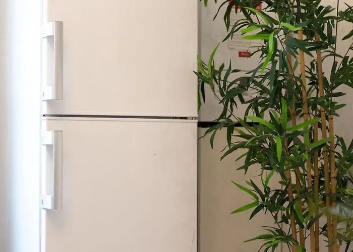 Entire House With Two Self-contained Flats Манчестер