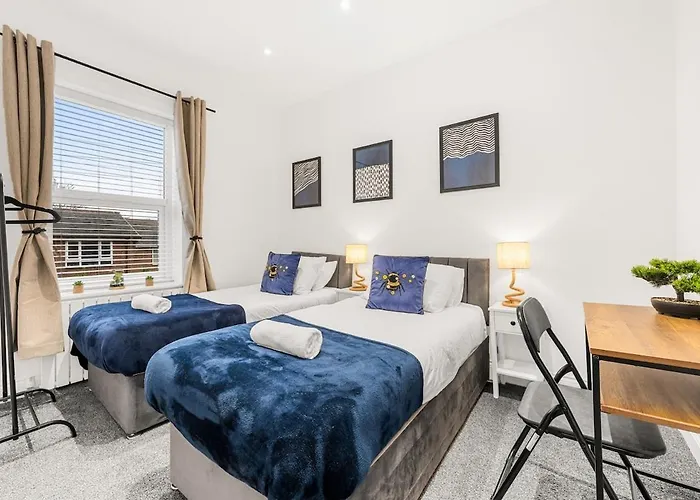 Contractors Pad Wi-fi Free Parking 20 - Off Monthly Semesterbostad