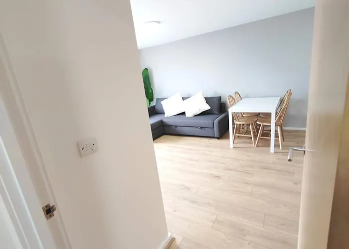 Habitación en casa particular Modern Private In Shared 2 Bed Flat Camp St