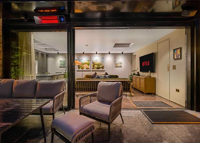 The Coach House فيلة