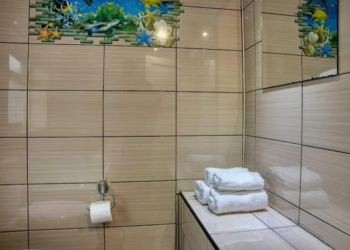 3 Bedrooms Sleeps 7 Free Parking Σπίτι διακοπών Μάντσεστερ