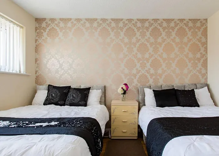 2 Bedroom Eith 3 Beds Sofa Bed Near Stadium Vakantiehuis Manchester