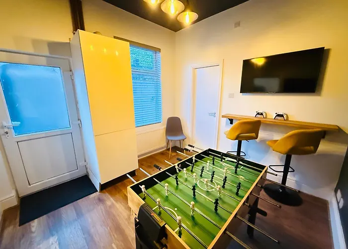 Stunning 3-bed Games بيت للعطل *