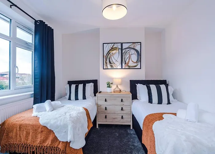 8min To Metrolink 20min To Etihad And Coop Live With Free Parking Mánchester