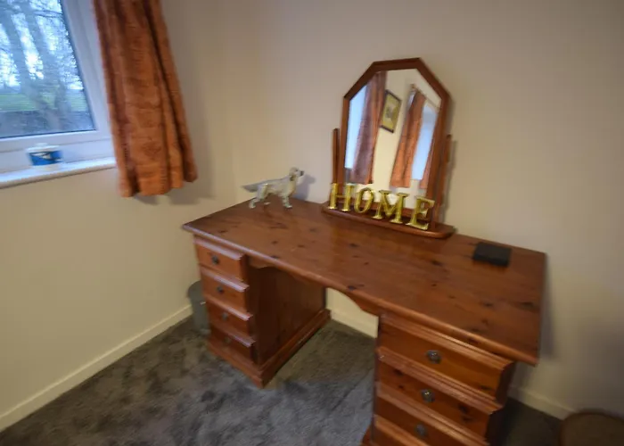 Σπίτι διακοπών Cosy 2bdr House With Driveway Near