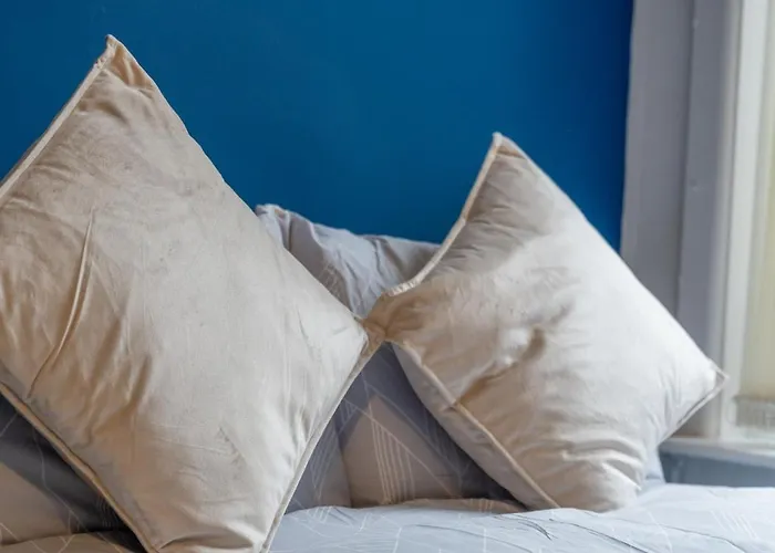 Premium Failsworth - Sleeps Up To 14! * Manchester