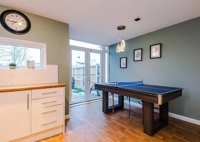 Vakantiehuis Spacious Escape On - Parking - Garden Manchester