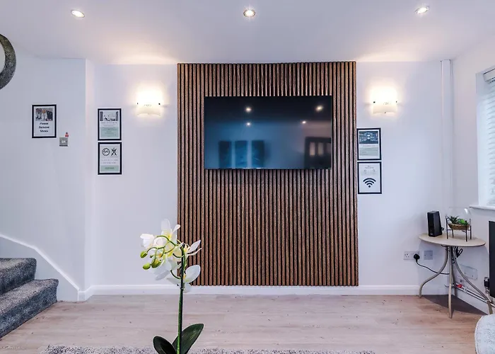 Ferienhaus Stylish 2br House For 4 In With Parking Manchester