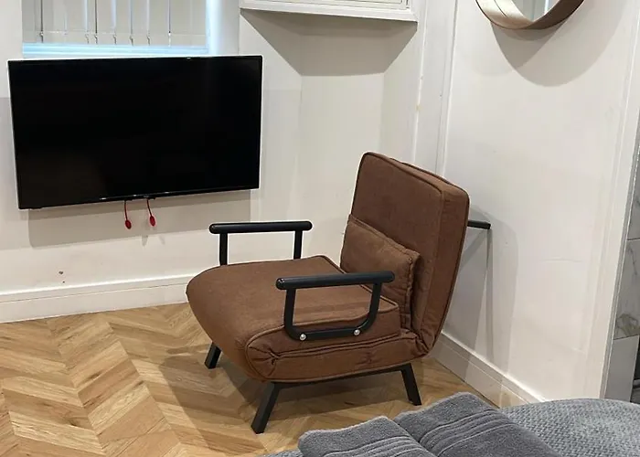 Vendégház Hendham - Near Etihad Stadium, Coop Live Arena, National Cycling Centre & 24 Hour Asda Manchester