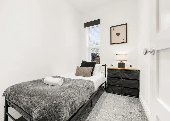 Semesterbostad Contractors Pad Wi-fi Free Parking 20 - Off Monthly