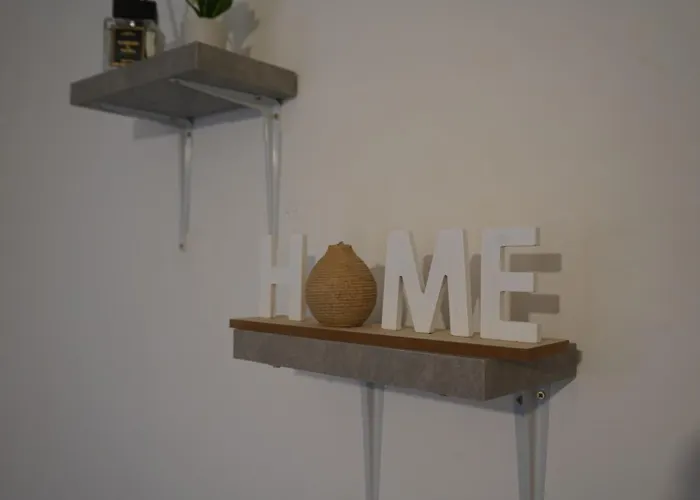 Spacious 3-bedroom Near Centre With Parking Tatil Evi Manchester