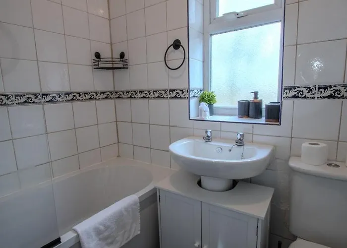 Modern 3br House - Quiet Clifton Area マンチェスター