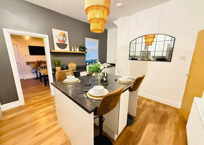 Stunning 3-bed Games