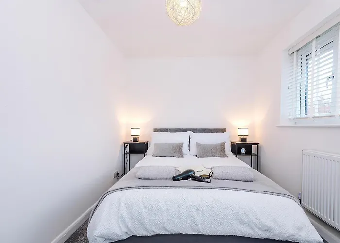 Stylish 2br House For 4 In With Parking Ferienhaus Manchester