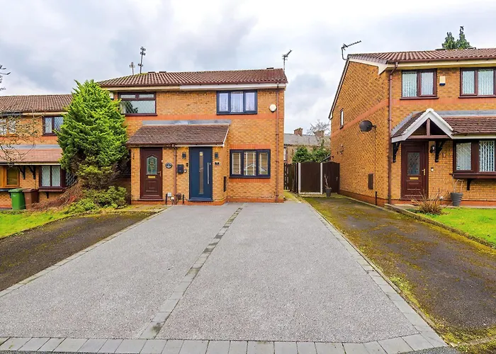 Stylish 2br House For 4 In With Parking