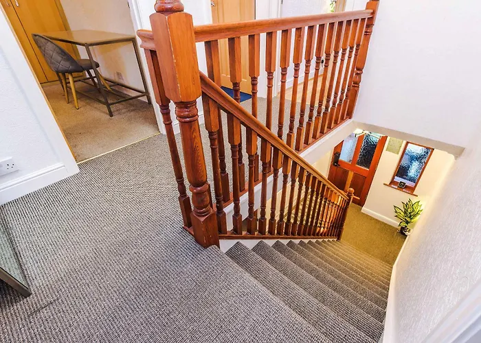 Luxury 5br Near Airport Wifi Prázdninový dům