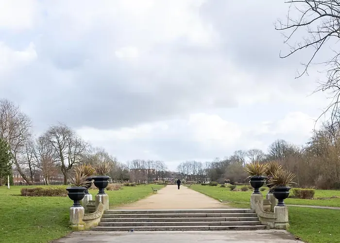 Сasa de vacaciones Modern&spacious 4-bedroom Home, Family&contractor Friendly, *