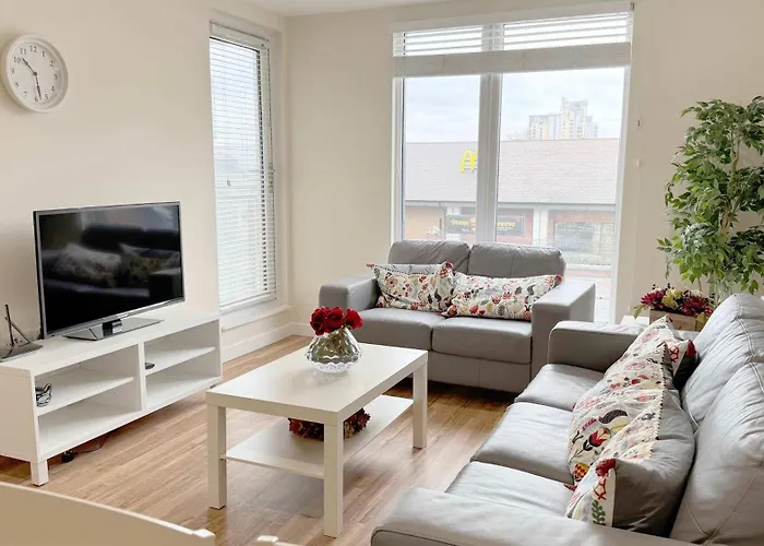 Appartamento Modern 2-bed Living With Private Balcony Manchester