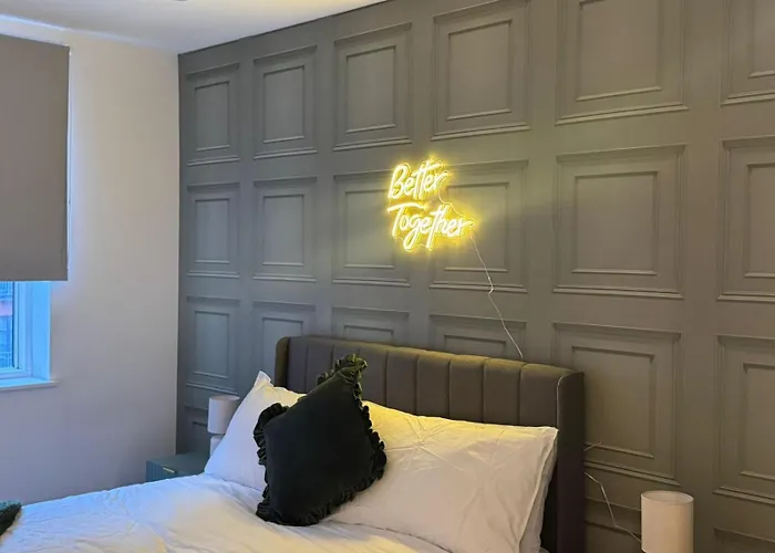 2-bed Apt-sleeps 5-long Stays-oxford St Manchester