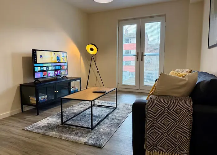 Stylish Flat With 2 Double Beds - Pass The Keys Apartment *