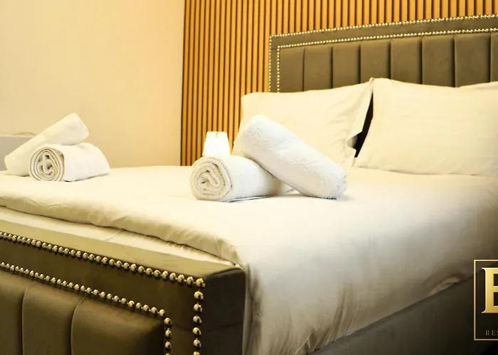 Stylish 2br - Heart Of - Free Parking *