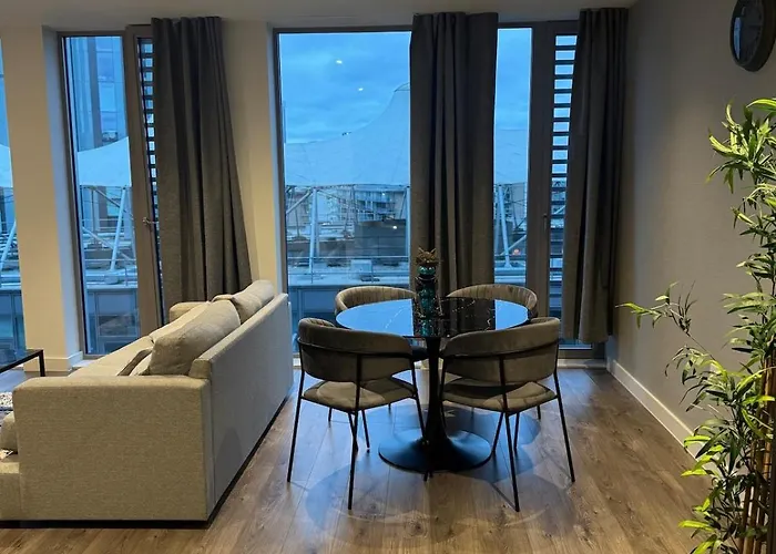 Luxury City Apartment Manchester With Gym & Parking *