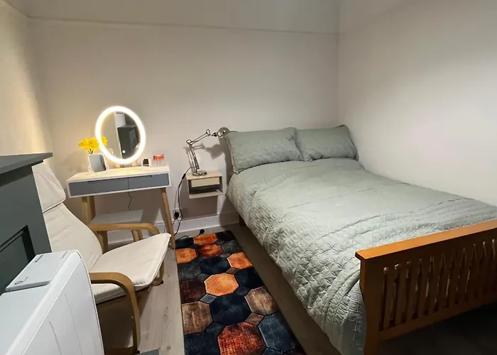 Private Within Shared 3 * Manchester