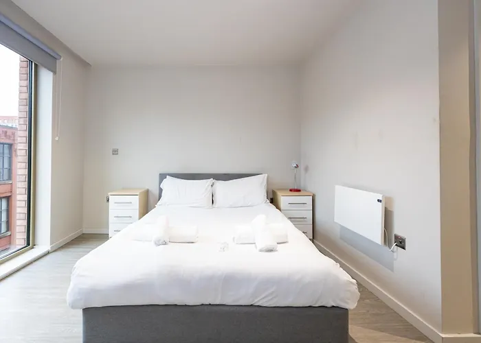 Chic 2bed Near Castlefield Canals-4min To Station